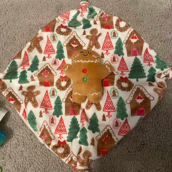 Festive Baby Blanket and Teether Set - Picture 3 of 3